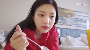 【WithJoy朴秀荣】190608 酒杯 JOY American Vlog 素颜日常 中字