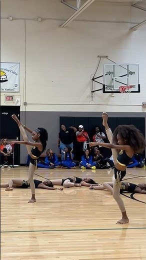 DFW Dancin Divas Mini Stand Battle #dancecompetition #majorette #majorettedance #standbattle #viral