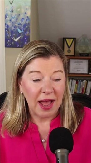 Customer Service Vs. Customer Experience — Jeannie Walters Tells Us The Difference