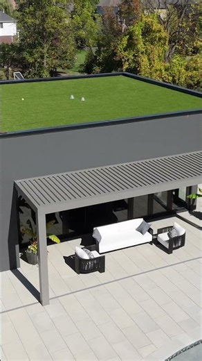 Poolside StruXure pergola in Rochester, Michigan