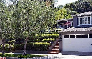 Josh Hutcherson Pays $1.25M for Studio City Home