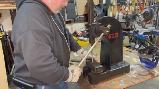 Watch VEVOR Arbor Press, 3 Ton Manual Arbor Press, 12.2" MaxHeight on Amazon Live