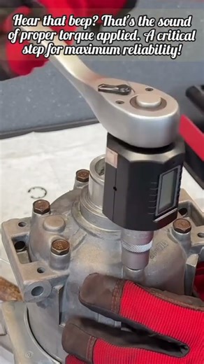 Digital Torque Wrench Precision.