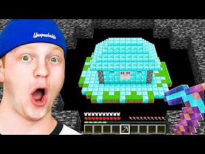 I Hacked The Safest Base in Minecraft