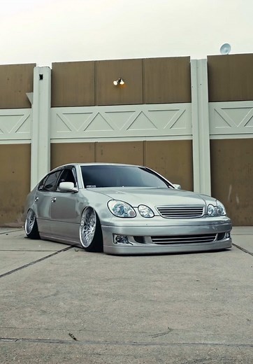 Custom Lexus GS300: A VIP Car Showcase