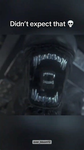 ALIEN SPAWNING INSIDE OF THE VENT 💀