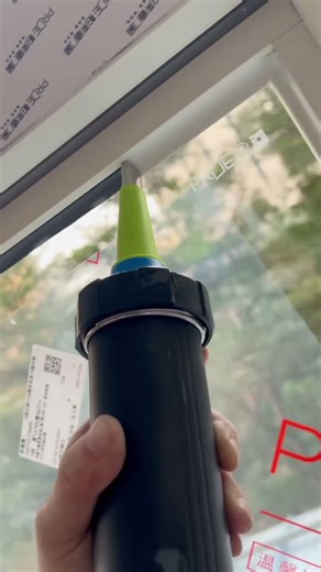 Professional Window Sealing: Achieving a Perfect Waterproof Finish