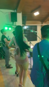 257K views · 2K reactions | Ustedes y nosotros bailamos hoy  | Yoder Chamba | Facebook