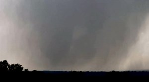 (4:45p) LARGE, STOVEPIPE TORNADO DOWN just south of Kempner, Texas. This is just northwest of the extended Austin metro area by 30 miles or so. Video from Rabbit_is_good_rabbit_is_wise on X. He’s a great follow. He’s in a good spot and remaining safe! This is the dominant supercell in central Texas right now, with a history of producing baseball hail. | Collin Myers