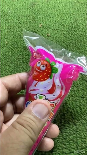 Giant Ice Cream Marshmallow Strawberry Flavor (December 2025)