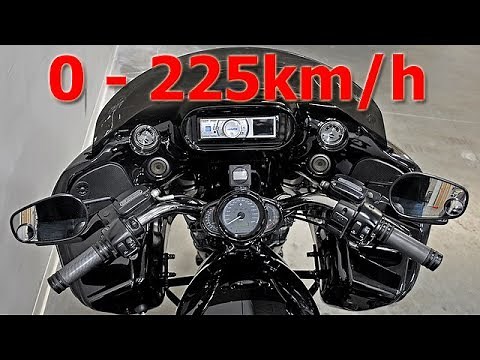Harley-Davidson V-Rod Night Rod - Acceleration 0-225km/h & Exhaust Sound & Burnout & Wheelie