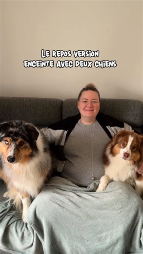 𝗥𝗘𝗜̈𝗞𝗢 & 𝗦𝗔𝗜̈𝗞𝗔 🐶 on Instagram: "Qui a dit qu’on ne pouvait pas se reposer et avoir une maison propre ? 💤 Depuis que j’ai le Dreame Aqua10 Ultra Track, il aspire et lave tout seul pendant que je reste posée (vautré mdr) avec Reïko et Saïka dans le canapé 🛋️ Il évite les obstacles, monte sur le tapis, passe sur tous les sols, monte les seuils de porte et s’auto-nettoie 🔥 Bref, c’est l’a