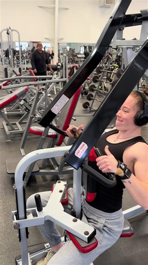 How to properly use your lifting straps💪🏼