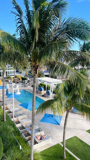 A sweet escape 🌴☀️Come kick it Florida Keys style with us at oceanfront resort on Stock Island 🌊 | Oceans Edge Resort & Marina Key West