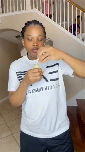 Cold, Cough and Flu Shot. An orange, ginger, garlic, honey shot provides a potent mix of Vitamin C, antioxidants, and anti-inflammatory compounds that can help soothe coughs, reduce inflammation, fight germs (like viruses/bacteria), boost your immune system, and ease cold/flu symptoms by supporting your body's natural defenses and soothing sore throats, though it's not a cure but a symptom reliever and immune supporter. What It Does for Cold, Cough and Flu. • Soothes Coughs: Honey directly sooth