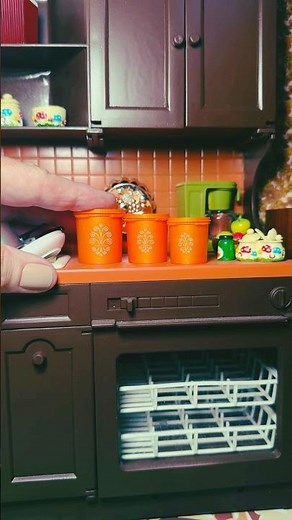POV: You just walked into a 1970s kitchen 🟠 #miniature