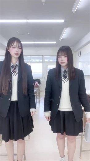 Japanese High School Graduation in Koyo East High School