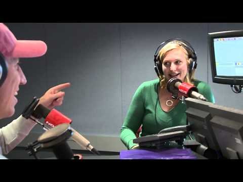 Johanna Griggs has Big Feet