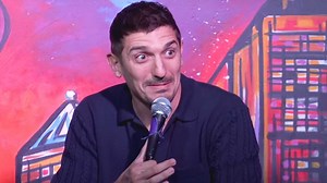 Roasting The SCARIEST WHITE PEOPLE On Juneteenth What up people, I pulled up to St. Louis to kick it with some scary whites... These Bosnians don't play at all... On Juneteenth of all days. INDULGE! | The Andrew Schulz
