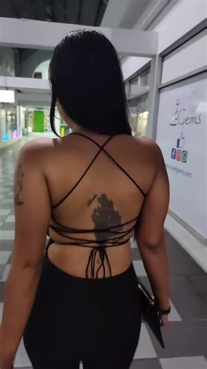 Exploring a Chic Shopping Mall: Fashion and Style