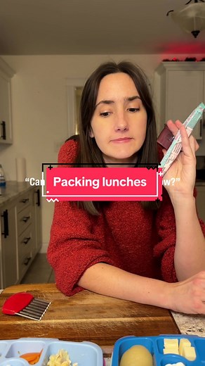 Realistic Mom Life: Packing Kids Lunches on a Budget