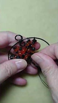 Making a Tree-of-Life Pendant (Number 120) with Black and Orange Beads