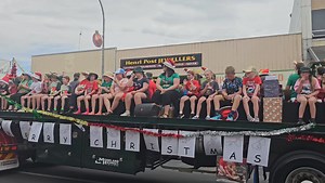 How cool was the Auslan Christmas float from McDonald Park Primary School at this year's Christmas Parade?! | Limestone Coast Community News