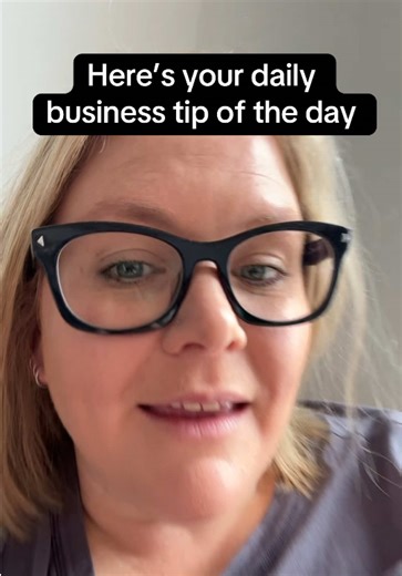 Here’s your daily businsss advice for first time founders, small-business owners and aspiring entrepreneurs - when working on your business, give yourself constraints to help make better decisions. 🙌