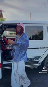 18K views · 1K reactions | Fireboy is delivering back-to-back hits  “OH MY” is absolutely lit  | Entertainment Daily | Facebook