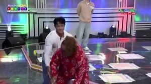 173K views · 3.2K reactions | Argel, tinuruan ng basketball moves si Negi sa Rainbow Rumble! #RainbowRumbleGame  Subscribe to youtube.com/@RainbowRumbleABSCBN for more content on #RainbowRumble and follow @RainbowRumblePH on Facebook, Instagram, X, and TikTok! | Rainbow Rumble | Facebook