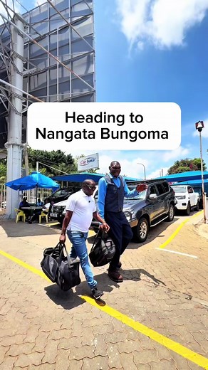 Absolute BANGALAAA 2.0 😅😅😅🙌 Next Stop, BUNGOMA COUNTY! Today The team is cruising in a 2015 Toyota Land Cruiser 200 Series ZX a top-tier luxury SUV 💯🔥 featuring a 4.6L V8 petrol engine (1UR-FE) with automatic 4WD, 6-speed transmission, and 7-8 seat capacity👌 Check out all our LANDCRUISERS available in stock at WWW.CARSOKO.NET ✅ #KaribuCarSoko #KenyasPremierCarMart #HomeOfLandCruisers
