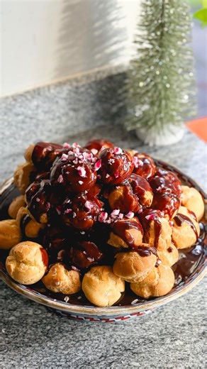 A Christmas dessert with the easiest peppermint chocolate sauce you’ll ever make (the best use of the @aftereightuki mint imo) - recipe below 🍫🌱 Peppermint chocolate profiterole stack Makes 50 profiteroles Ingredients: 75g butter, diced 1 tsp caster sugar 50g plain flour 50g strong bread flour 3 eggs 450ml double cream For the sauce: 300g after eight mints 200ml double cream 1. Preheat the oven to 180oC/160oC fan/gas mark 4. Line two large baking trays with parchment. 2. Place the butter, suga