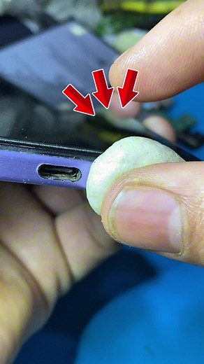 #Mobile speaker #cleaner with bubblegum mobile speaker cleaner sound #use this #sound Mobile speaker cleaner smart wirel tips tutorial part 44