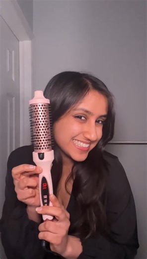 Watch IUI Beauty Thermal Brush! Its so good! on Amazon Live