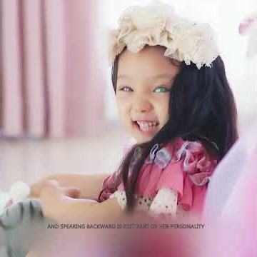 The little girl was born with heterochromia.