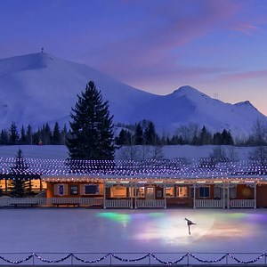 Sun Valley, the world's first destination ski resort enters it's 86th season and continues to attract Olympians, celebrities and families alike. | Sun Valley Resort