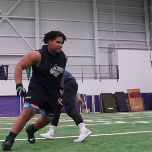 WORCESTER TEAM ALPHA – SPRING 2026 TRYOUTS 🏈 🏈 Age Divisions Offered: 9U | 10U | 11U | 12U | 13U | 14U 📍 Location: Bosse Sports | 1 Westinghouse Plaza | Boston Tryout Schedule (by age division): 📆 Saturday, January 17, 2026 11U: 8:00–9:45 PM 12U: 9:15–10:45 PM 📆 Sunday, January 18, 2026 10U: 8:00–9:45 AM 9U: 9:30–11:00 AM 📆 Saturday, January 24, 2026 14U: 8:00–10:45 PM **13U Tryouts will be announced soon We’re looking for athletes who: • Want to learn, grow, and be coached • Are willing t