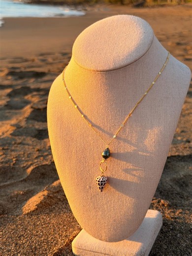Hebrew Tahitian Pearl Maui Shell Necklace - Etsy