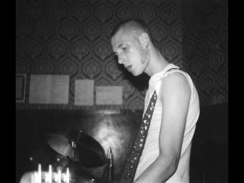 COMBAT 84 -Poseur Live 1983