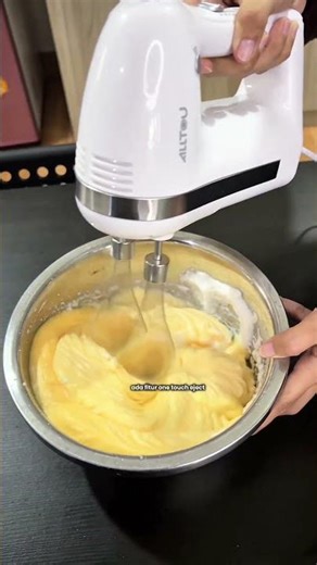 Making cakes for Eid is easier if you have this Alltou hand mixer🥰 #handmixer #cakemixer