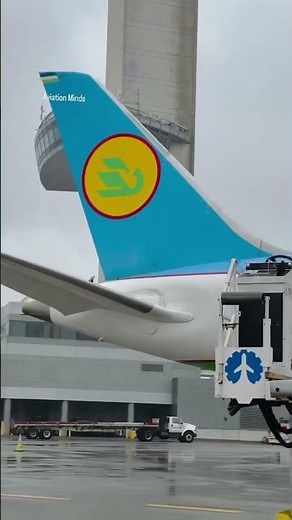 What is the role of Air Traffic Controller? #airlines #airplane #aviation #airliner #aeroplane #jet