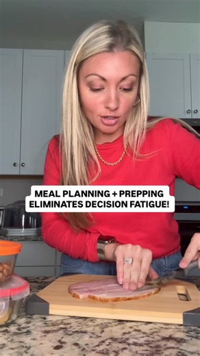 LAURA B. | Teacher turned Health Coach | Podcaster🎙️ on Instagram: "Meal planning & prepping is the ultimate hack to eating healthy more consistently. It takes the daily decision making off the table and makes eating healthy meals, at home, the easier option! If you don’t meal prep because you feel like it’s super overwhelming or time consuming, you MUST listen to the latest episode on my podcast. I teach you the three different types of meal prep and how to know which one works best for you. C