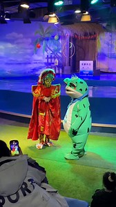 Funny frog 😂😂 #memes #laugh #funnyvideos #memesdaily #jokes #dailymemes #cute #comedy #lol #funny #meme #explorepage #humor #fun #instagram #follow #funnymemes #like #tiktok #dankmemes | Funny Frogs