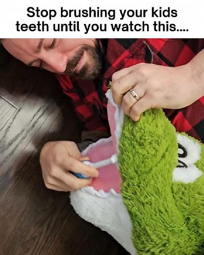 Many kids feel nervous about visiting the dentist or losing their teeth. Brushing and losing teeth just got easier with My Friend Toothy Inside, you’ll find: •A comforting plush Toothy with the Golden Pocket, lost teeth are easy to collect and full of joy. •An engaging storybook that gently teaches why brushing matters and eases dental anxiety •An Accountability Mirror Cling creates a FUN routine without resistance Turn brushing, dentist visits, and losing teeth into magical, stress-free moments