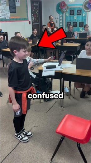 Impossible chair challenge 😳 #shorts #angst