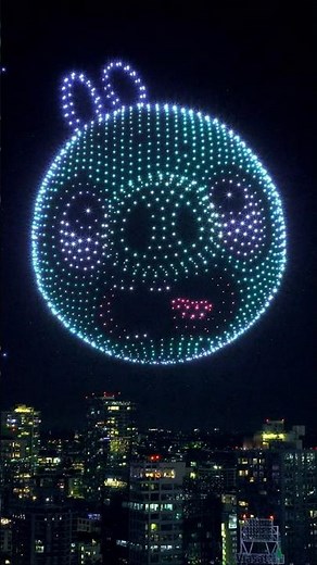 Angry Birds lit up TwitchCon ✨ Angry Birds 2 Space is coming! 👽🛸