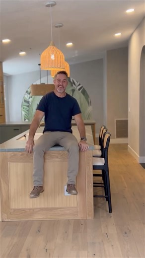 Darren Keefe on Instagram: "Have you visited @fergusonhomeofficial Home Showroom? If you’re planning a renovation or Spruce-Up for 2026, it’s my go to place for all-in-one design. Make the design process easy of yourself. Plus put your eyes on all the latest trends. Check them out online as well."