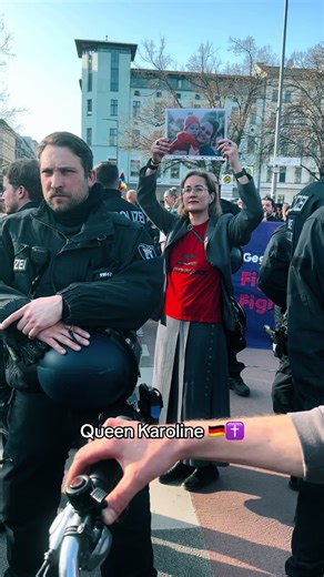 Queen Karoline: A Tribute to Royalty and Resilience