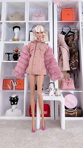 Baby Blue Imogen Lennox is proving that no outfit is too much. First, she’s rocking baby blue like a total queen, then switches it up with black, blush, and white — because why choose when you can slay in every color? Fashion rule #1: If you can’t decide, just wear it all. 👗💅#BabuBlueImogenLennox #ImogenLennix #IntegrityToys #closettour #fashionicon #dollcollection | plastic_chic