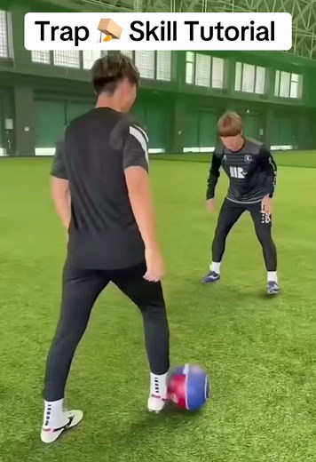 Football Skills Tutorial: Mastering Trap Techniques
